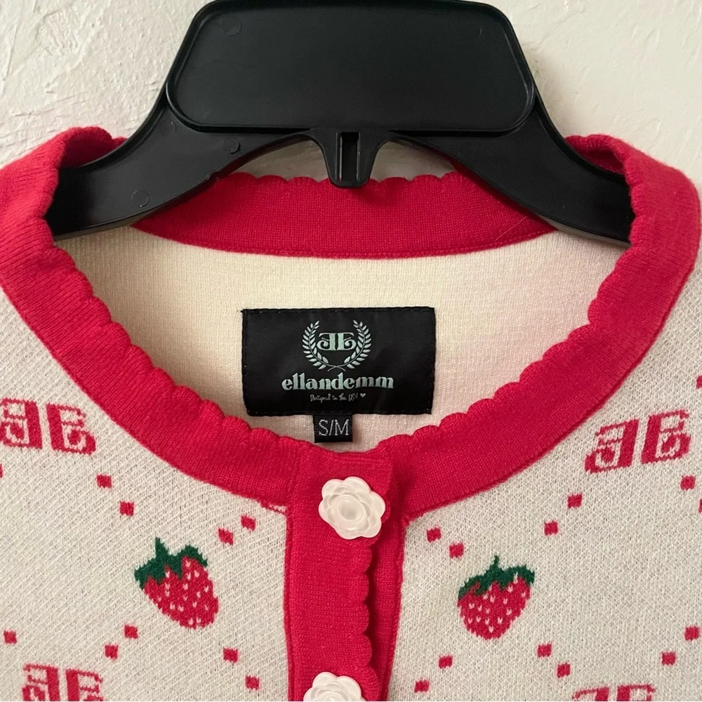 EllandEmm NWOT Strawberry Monogram Cardigan in Cream and Red, Size S/M - Picture 4 of 14